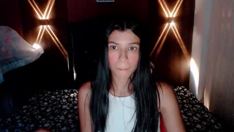 Snapshot of lyanamerry03 chatting on 09/22/25, 10:45 lyanamerry03 online show from 09/22/25, 10:45