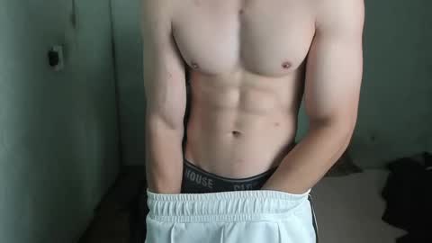 Snapshot of lyg7 chatting on 10/28/25, 06:17 Gothdaddy online show from 10/28/25, 06:17