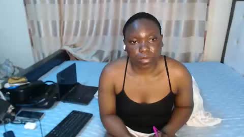 Snapshot of lyiajee chatting on 09/30/25, 07:46 lyiajee online show from 09/30/25, 07:46