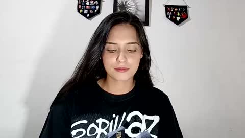 lyla online show from 02/20/25, 03:56