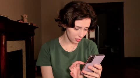 LylacDoll online show from 12/30/24, 12:43