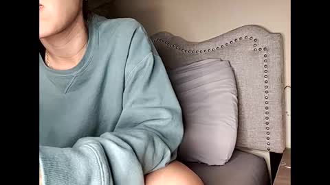 Snapshot of lylajades chatting on 12/03/24, 02:58 Olivia online show from 12/03/24, 02:58