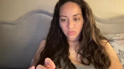 Snapshot of lylajades chatting on 01/15/25, 10:13 Olivia online show from 01/15/25, 10:13