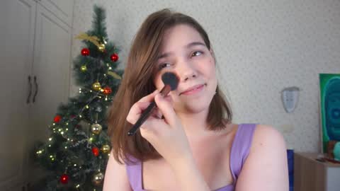 Snapshot of lyle_art chatting on 12/26/24, 03:06 hi im Lyle online show from 12/26/24, 03:06