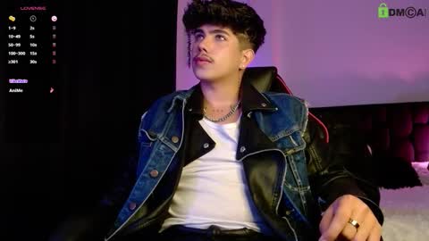 Lyle Bennett Freelance Model online show from 09/09/25, 12:48