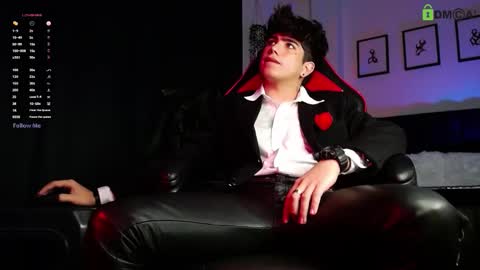 Lyle Bennett Freelance Model online show from 02/14/26, 01:41