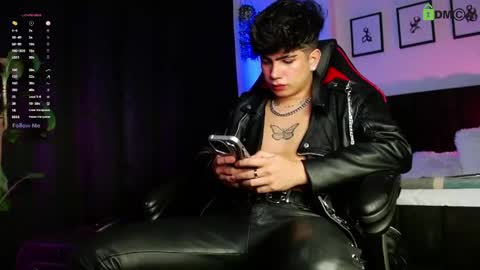 Lyle Bennett Freelance Model online show from 03/15/26, 12:00