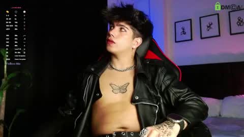 Lyle Bennett Freelance Model online show from 03/23/26, 10:41