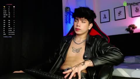 Lyle Bennett Freelance Model online show from 03/27/26, 11:32