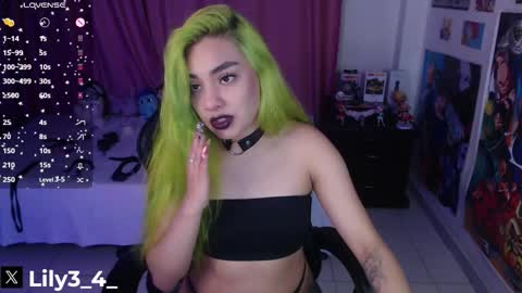 lyli3_4 online show from 12/23/25, 07:50