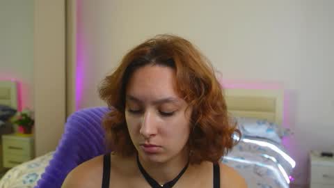 Lylian online show from 10/10/25, 07:07