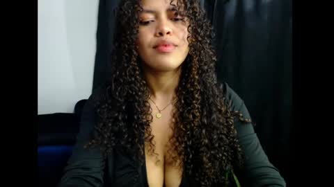 lylii_evans online show from 03/04/25, 03:55