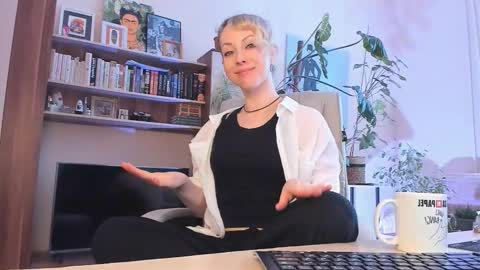 Lylith Skye NO NUDE model online show from 03/13/26, 01:07