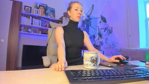 Lylith Skye NO NUDE model online show from 03/22/26, 02:20