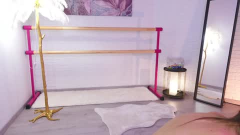 Lyly   online show from 01/18/25, 08:52