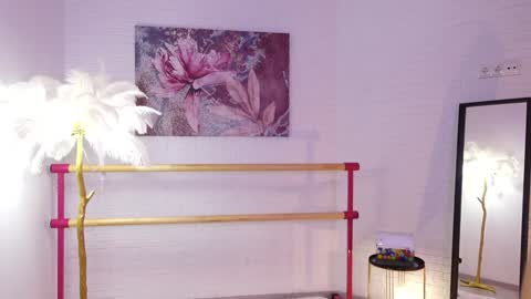 Lyly   online show from 01/19/25, 09:55