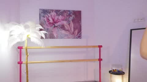 Lyly   online show from 01/24/25, 05:53