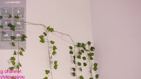 Lyly   online show from 10/10/25, 05:28