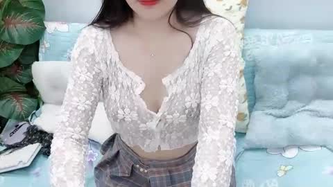 lyly_sweet97 online show from 04/06/26, 06:14