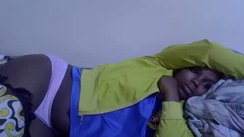 lyn_anna online show from 04/28/26, 06:29