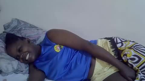 lyn_anna online show from 05/13/26, 07:17