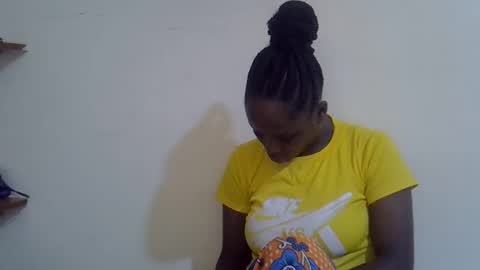 lyn_anna online show from 05/15/26, 09:16