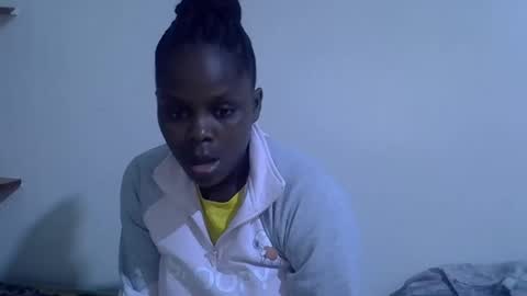 lyn_anna online show from 05/15/26, 11:01
