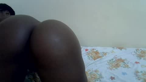 Snapshot of lyn_anna chatting on 07/06/26, 10:56 lyn_anna online show from 07/06/26, 10:56