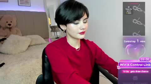 Lyn online show from 12/19/24, 06:23
