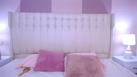 Lyn online show from 01/23/25, 02:17