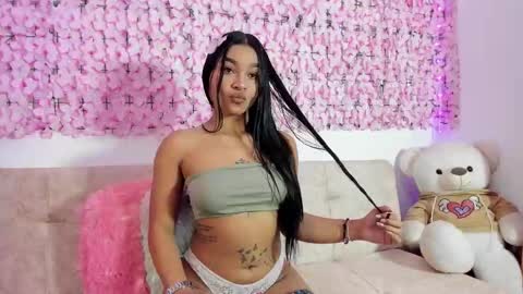 Snapshot of lynda_bonnie chatting on 10/10/25, 11:53 lynda_bonnie online show from 10/10/25, 11:53