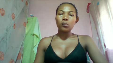 lyndah19 online show from 02/20/26, 08:27