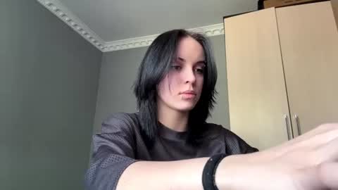 Eva online show from 06/08/26, 07:42