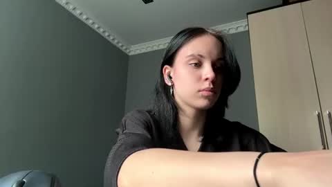 Eva online show from 06/17/26, 09:12