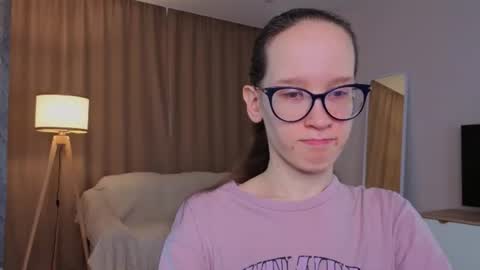Sara online show from 06/29/26, 04:07
