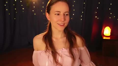 Snapshot of lynn_feline chatting on 02/14/25, 05:14 Lynn online show from 02/14/25, 05:14