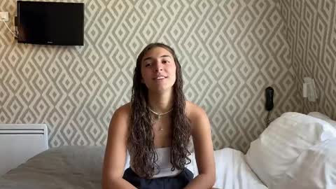  LYNN  online show from 04/24/26, 07:44