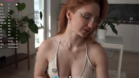 Natasha online show from 04/22/26, 04:26