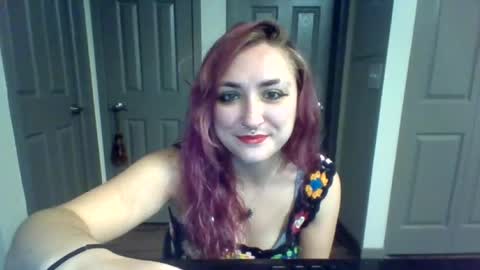 Snapshot of lynnkitten69000 chatting on 06/25/26, 10:58 Lynn online show from 06/25/26, 10:58