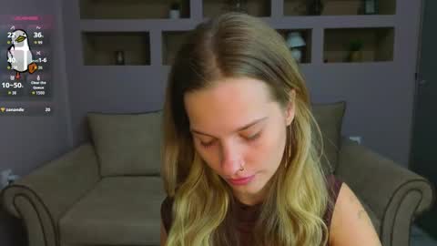 Lynn online show from 09/30/25, 06:02