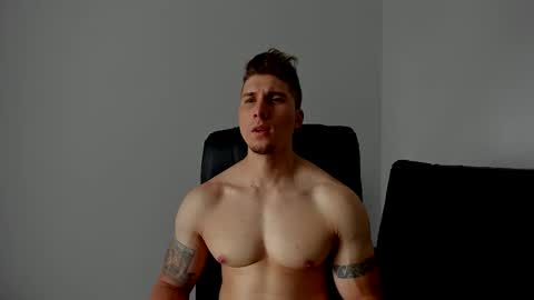 Lyonel online show from 11/22/25, 05:34