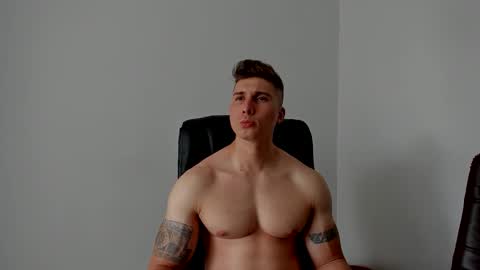 Lyonel online show from 12/04/25, 07:33