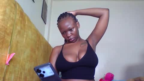 Lyra online show from 09/26/25, 09:24