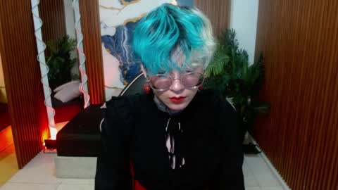 lyra_tay online show from 04/10/26, 07:40