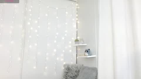 Snapshot of lyrajrose chatting on 02/12/26, 09:54 Lyra Rose online show from 02/12/26, 09:54