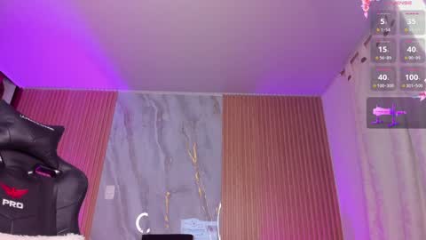 Snapshot of lys_with chatting on 01/16/25, 01:58    VIVIANA    online show from 01/16/25, 01:58