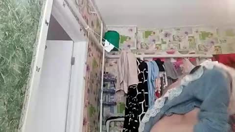 LyxBabyLove online show from 12/29/24, 08:55