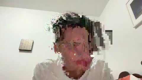 Snapshot of lz_britboy chatting on 02/17/25, 10:47 NEW Leo lz britboy online show from 02/17/25, 10:47