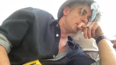 M00nshine710 online show from 10/06/25, 04:37