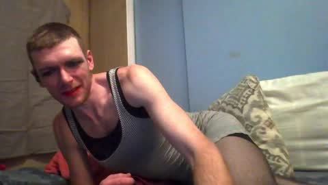 Snapshot of m19261 chatting on 12/18/24, 05:48 Even online show from 12/18/24, 05:48